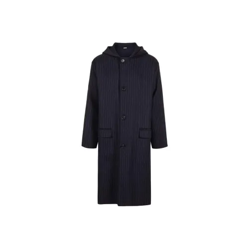 Цвет айсберга темно-синий мужской пальто