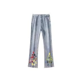 Светло-голубой