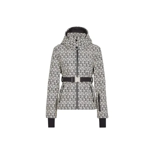 FENDI Куртки и Пальто Женские Черные