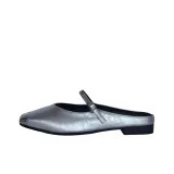 Серебристый