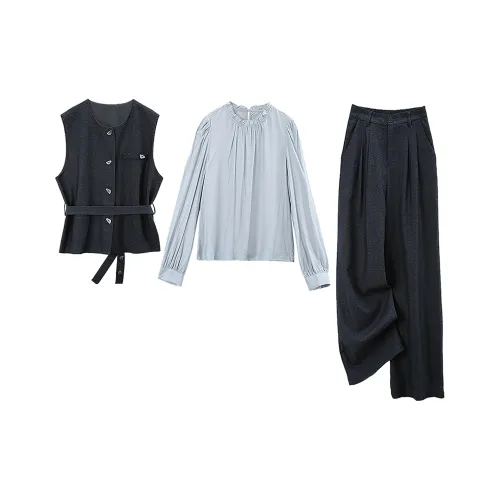 A paradise for awakening Повседневный костюм женский