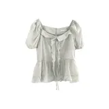 Светлый мятный зеленый.