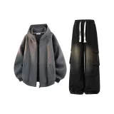 Темно-серый свитшот + черные штаны