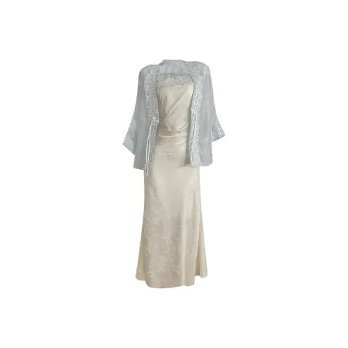 PAZZO Абрикос Женские Комплекты с Юбкой