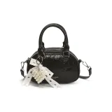 Черный с брелоком