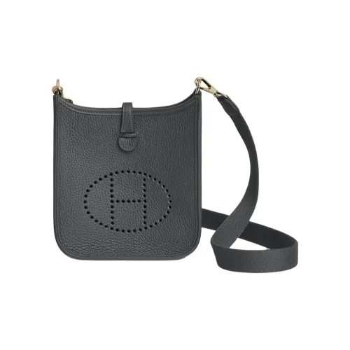 HERMES Evelyne Clemence Bullock Кожа Сумка через плечо Мини Унисекс Пыльно-серый