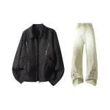 Чёрное пальто + жёлтые грязные штаны