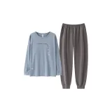 Светло-голубой