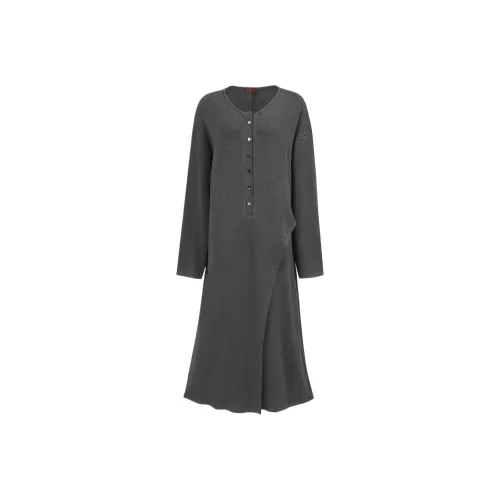 II SENSE FW AW25 Длинное платье с длинным рукавом женское