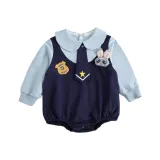 Темно-синий треугольник для лазания