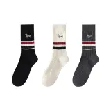 3 пары (1 белая, 1 черная, 1 серая)