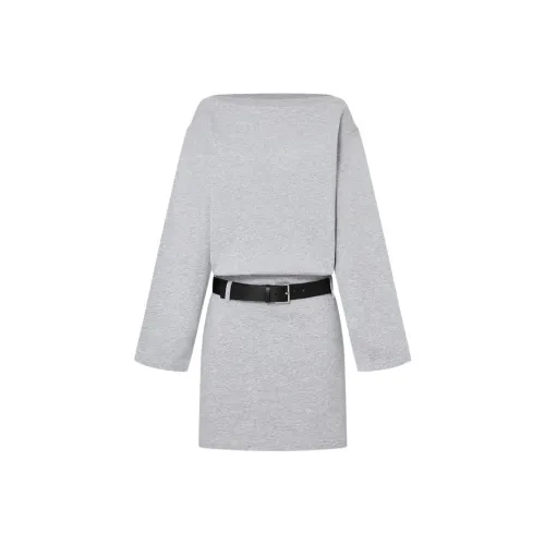 MOCO Длинное платье с длинными рукавами женское