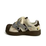 Желто-коричневый