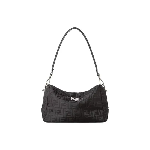 FENDI Полиамид Сумка через плечо Средняя Мужская Черная