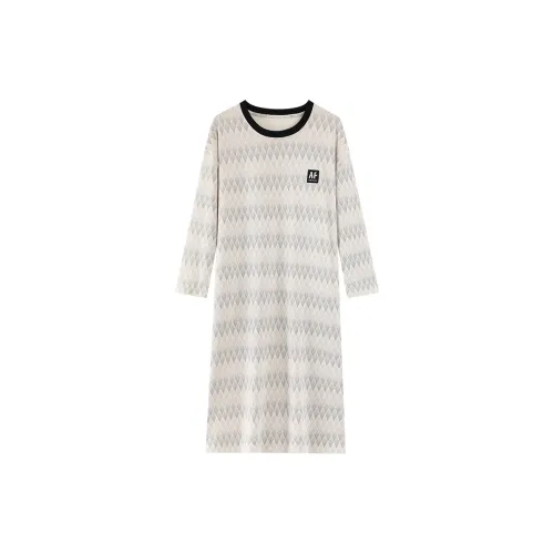 MADALLO Абрикос Женские Ночные сорочки