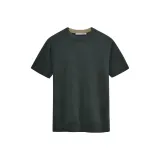 Темно-зеленый