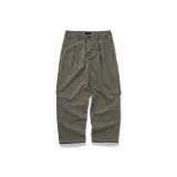 Оливковый зеленый