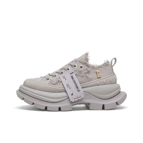 SMILEREPUBLIC Slip-resistant Abrasion-resistant Low Top Footwear Unisex SMILEREPUBLIC Противоскользящие Аbrasion-resistant Низкие Кроссовки Унисекс