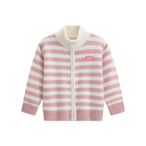 GAP совместные детские свитеры