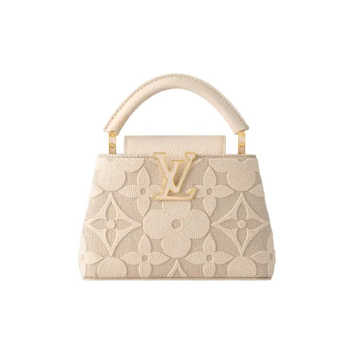 LOUIS VUITTON Capucines Холст Сумка через плечо Сумка Мини Женская Бежевая