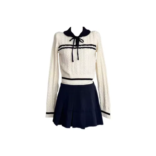 Udon House Свитер Темно-синий Синий Короткая Юбка Женские Комплекты с Юбкой
