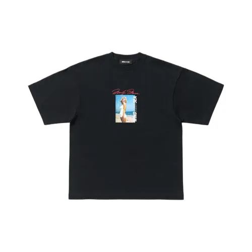 WIND AND SEA совместное издание x Marilyn Monroe Коллаборация Marilyn Monroe Коллаборация FW25 T-рубашка Унисекс