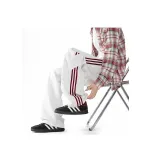 Серый и красный