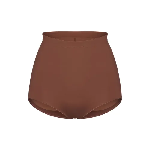 SKIMS FW25 Утепленные трусы-бикини с эффектом подтяжки ягодиц женские