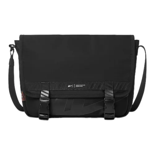 Warrior Нейлоновая Сумка через плечо Стандартная Унисекс Черная