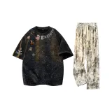 Черная футболка + белые повседневные штаны