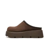 Коричневый