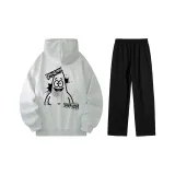 Белый, серый топ + черные штаны (с флисовой подкладкой)