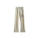 Желтый грязный лотос бабочка