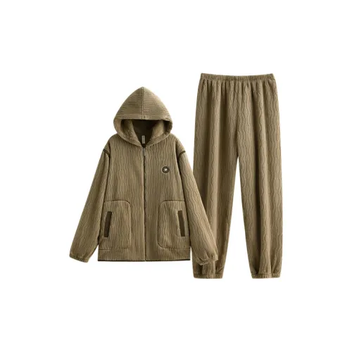 Пижамный комплект для мужчин от Floating Light Islands