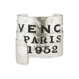 Серебристый