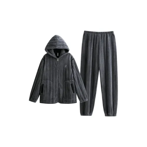 Пижамный комплект для мужчин от Floating Light Islands