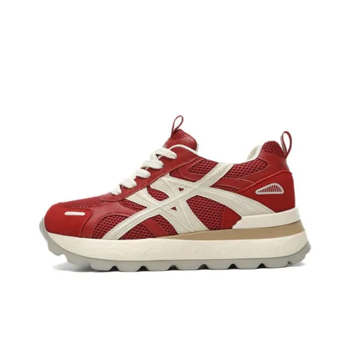 DAPHNE Повседневная обувь Низкий топ Женский