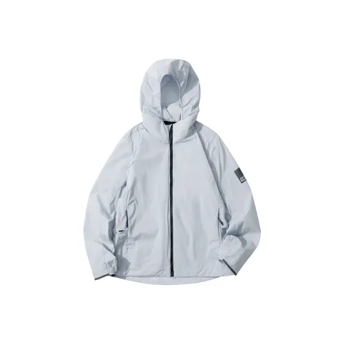 Jack Wolfskin Куртки и Пальто Женские