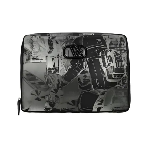 Valentino Клатчи Мужской