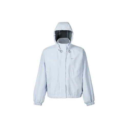 Nike Storm FIT Куртки и Пальто Женские Футбольный Серый