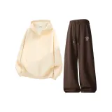 Светлый бежевый (Ma Grass Line Cat Логотип на груди) + Коричневый (Ma Grass Line Cat Логотип на штанах)