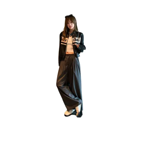 Черные женские жилеты