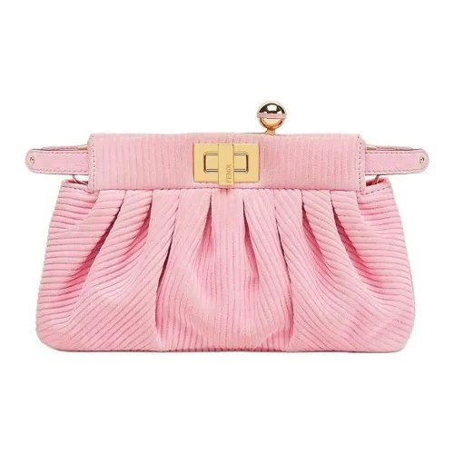 FENDI Сумки через плечо Женские