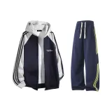 Темно-синий, белый, серый, темно-синий, желтый, полоски