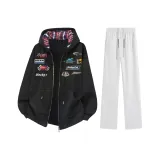 Чёрный топ + белые и серые штаны