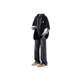 Двухкомпонентный комплект (Черный свитшот + Черные джинсовые штаны)