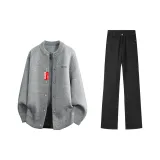 Серый топ + черные штаны