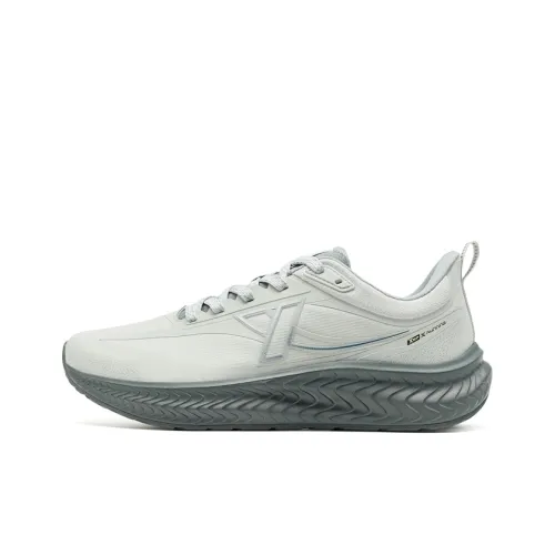 XTEP Устойчивый к истиранию Легкий Низкий Топ Повседневный Бег на длинные дистанции Для городского коммутирования Беговые кроссовки Мужские