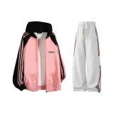 Розовый, черный, белый, серый с красными полосами