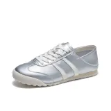 Серебристый